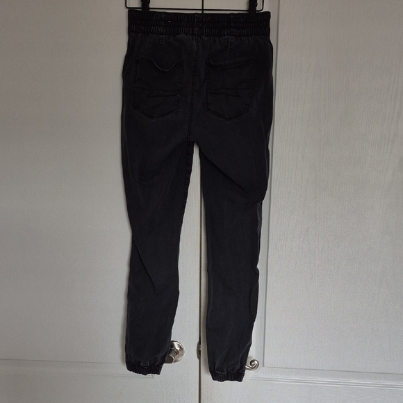American Eagle Outfitters Charcoal Pants - Picture 6 of 16